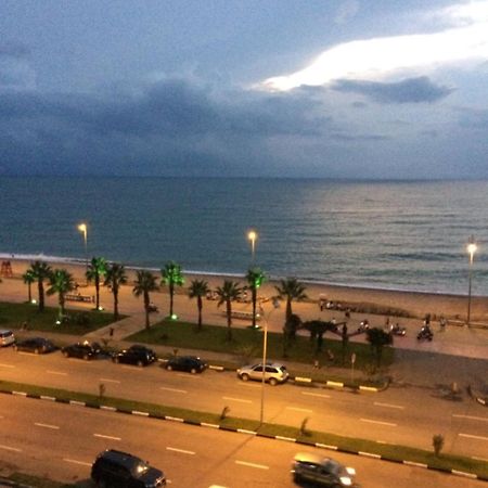 House On The Beach Batumi Exterior photo