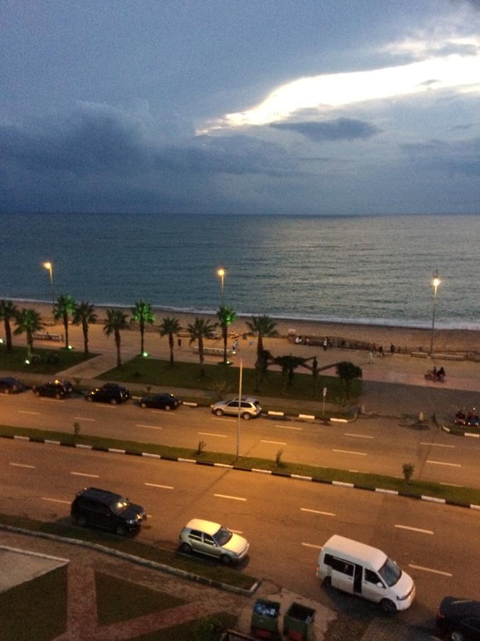 House On The Beach Batumi Exterior photo